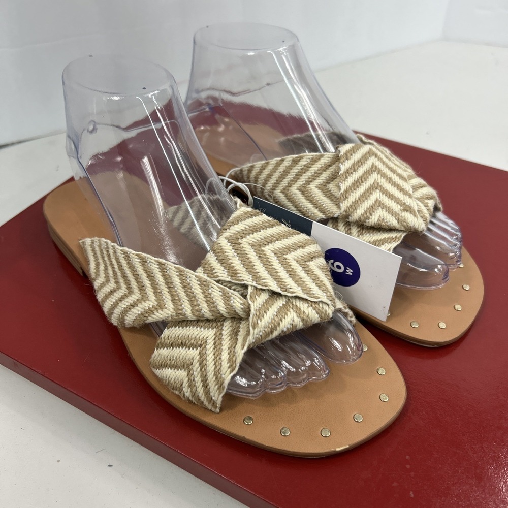 Universal Thread Women's 6W Slide Sandals Shoe Light Beige Beach Pool Walking